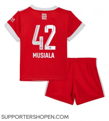 Bayern Munich Jamal Musiala #42 Hemmatröja Barn 2022-23 Kortärmad (+ korta byxor)